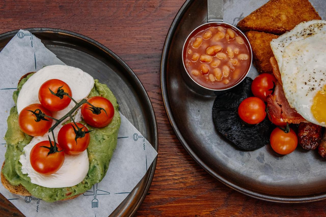 The George Inn 워민스터 외부 사진