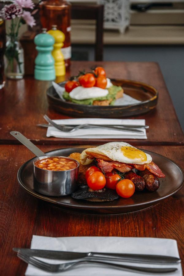 The George Inn 워민스터 외부 사진